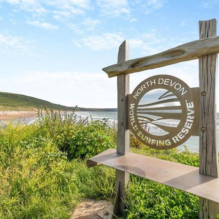 2 Middlecombe - Luxury Apartment At Byron Woolacombe, Only 4 Minute Walk To Woolacombe Beach! Exterior photo